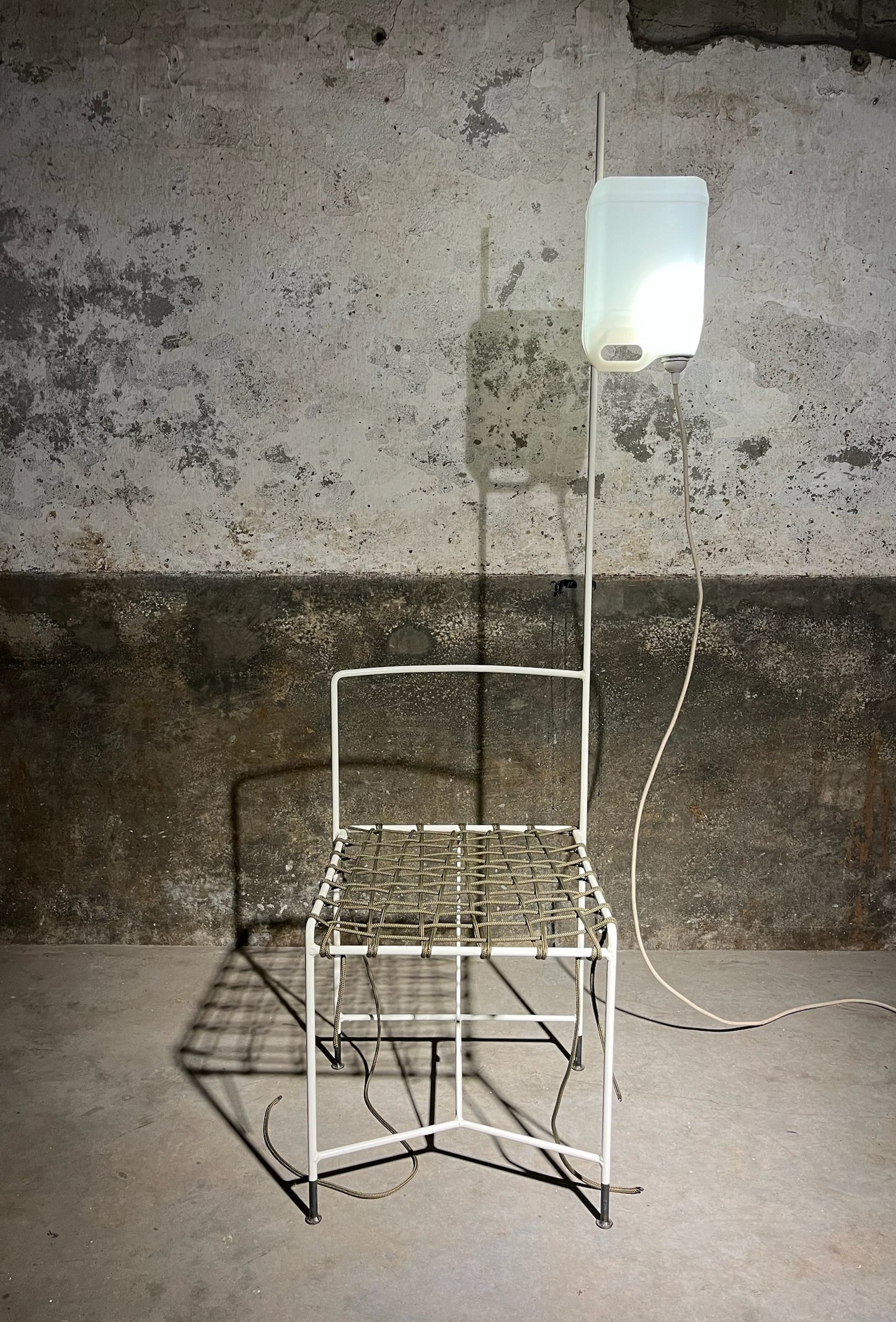 The Drip — Stoel met geïntegreerde lamp