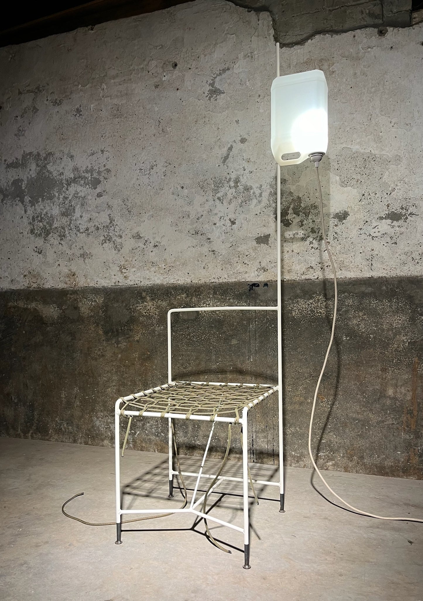 The Drip — Stoel met geïntegreerde lamp